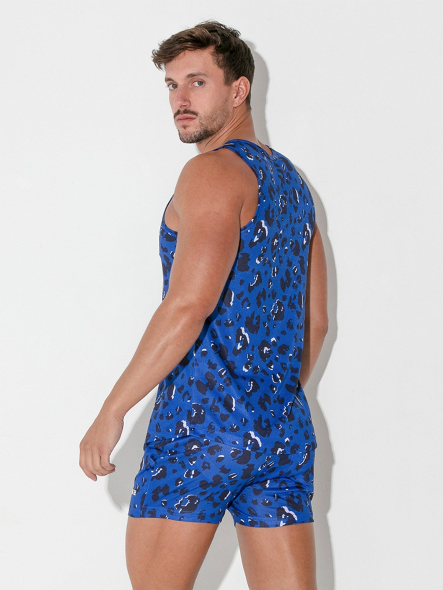 CODE 22 VIVID TANK TOP Blue - 9625 - noodosz CODE 22 VIVID TANK TOP Blue - 9625 Code 22 Kleidung & Accessoires:Herren:Herrenmode:Shirts & Hemden:T-Shirts nudosz.myshopify.com