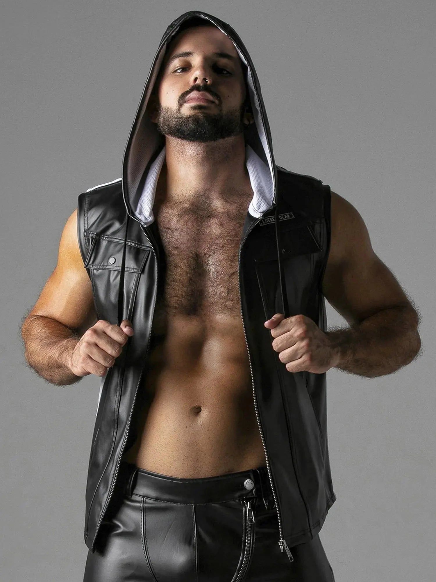 Die Vielseitigkeit von Latex und Leder in der Fetisch Sportbekleidung erkunden - noodosz