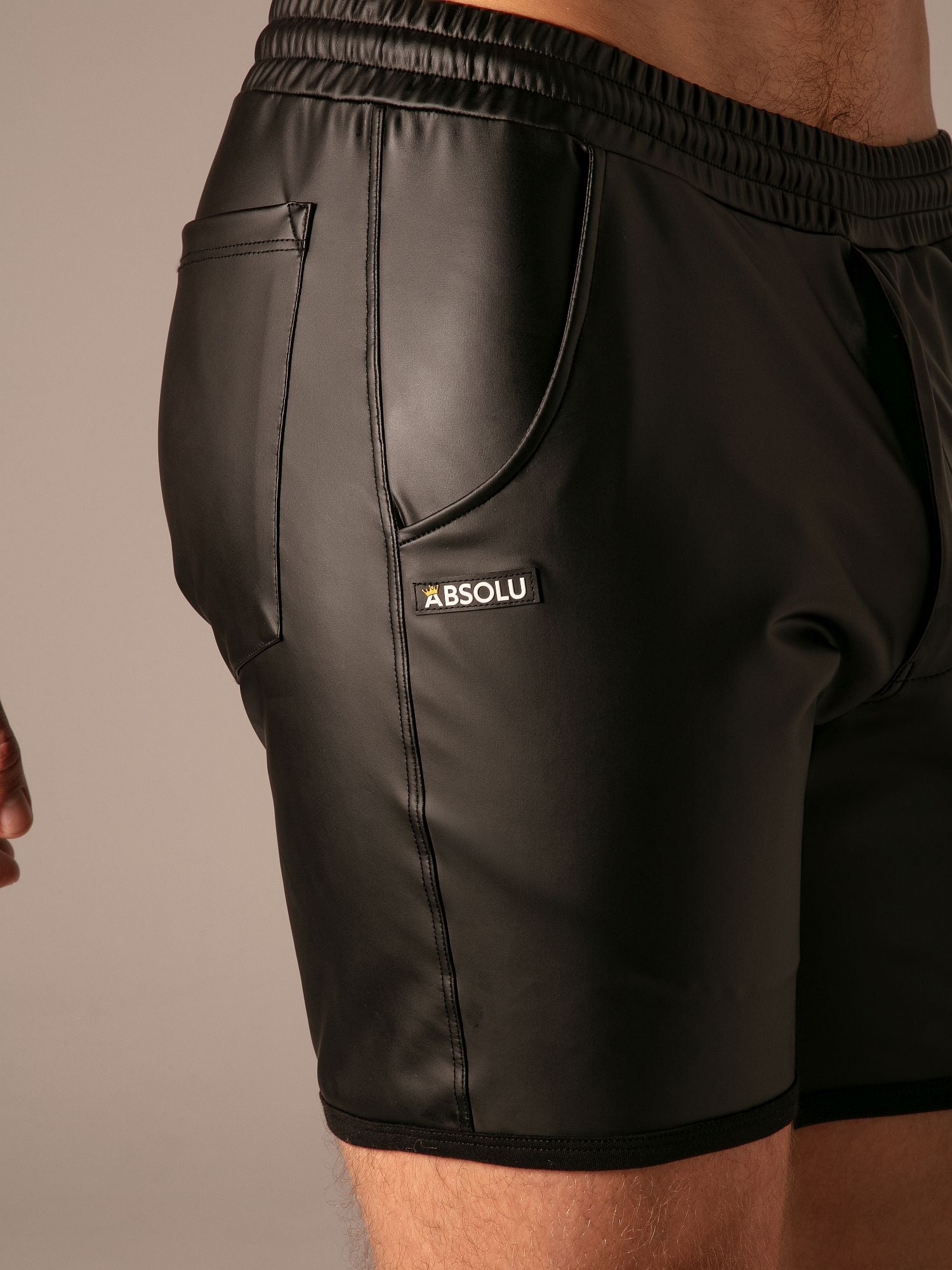 Master Ring Zip Shorts mit C-Ring