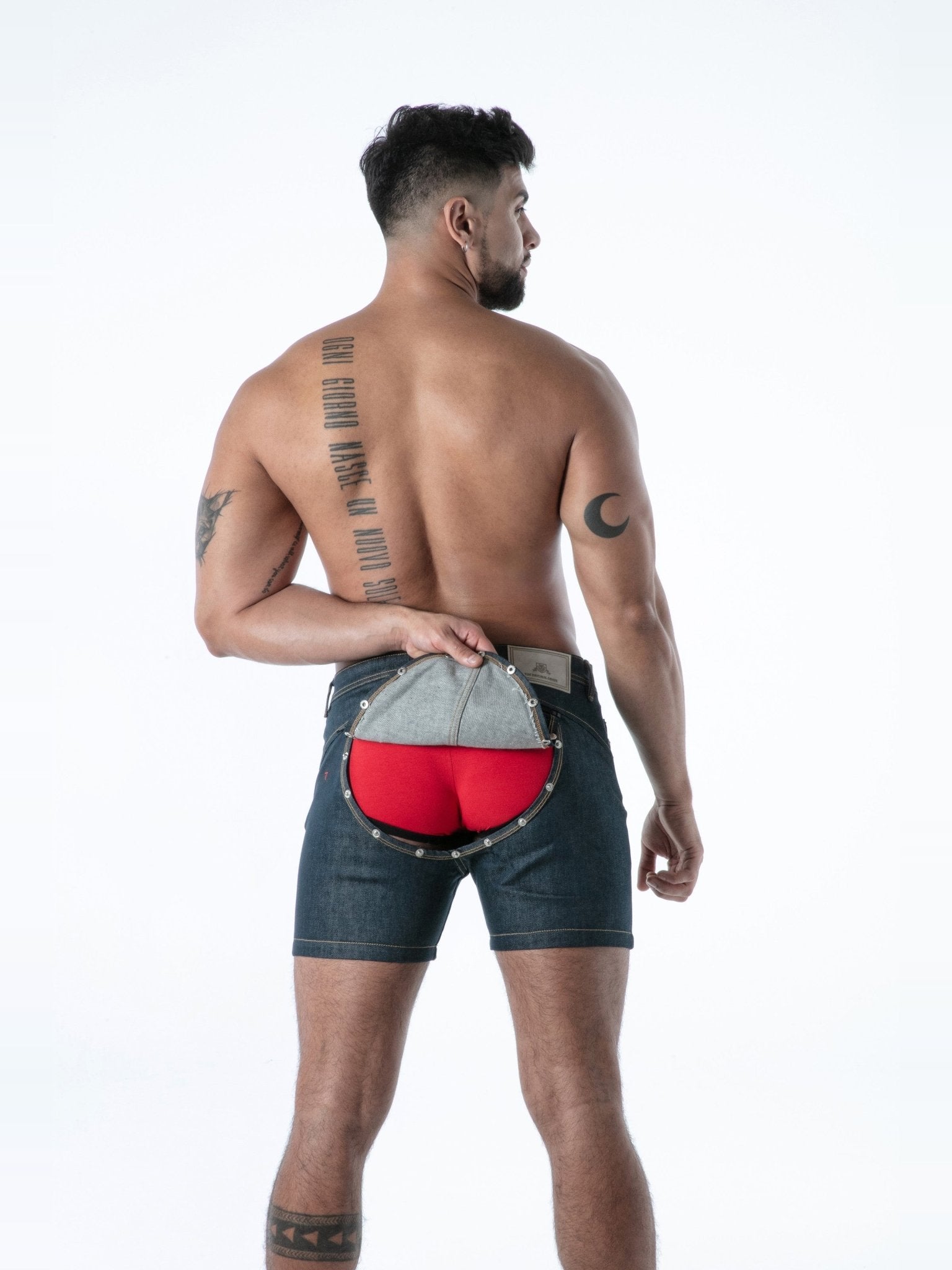 Raw Denim Backless Shorts, kurze Jeanshose - TOF Paris - Shop Deutschland Noodosz