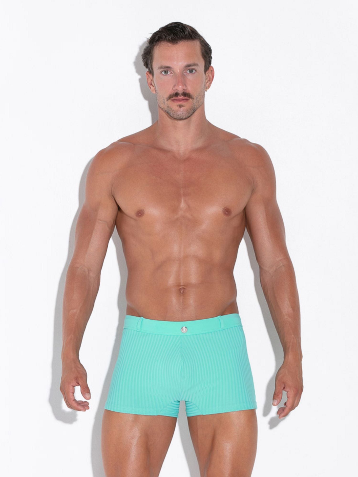 Men's CODE 22 Sitges Trunk swim shorts in light blue, featuring a slim fit and elastic waistband. CODE 22 SITGES TRUNK 25012, Herren Badehose mit Push-Up Einlage Code 22 Kleidung & Accessoires:Herren:Herrenmode:Bademode nudosz.myshopify.com