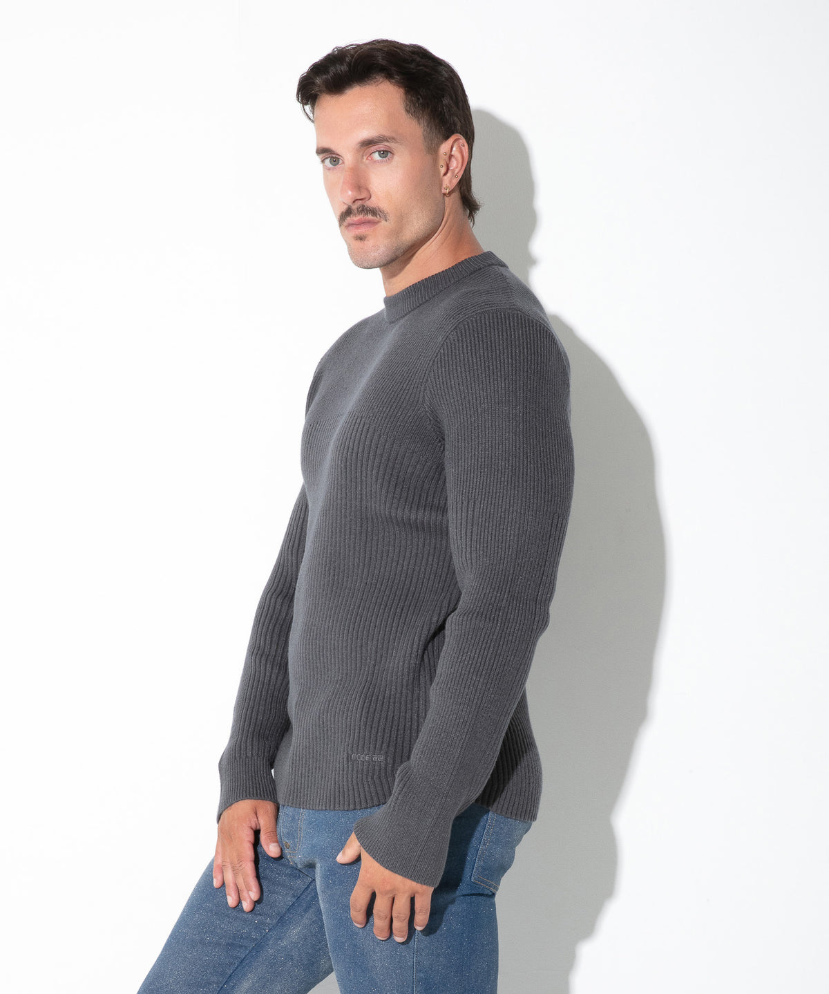 CODE 22 Rippstrick-Pullover mit Rundhals 7021 – Ribbed Sweater - Code 22 - Shop Deutschland Noodosz