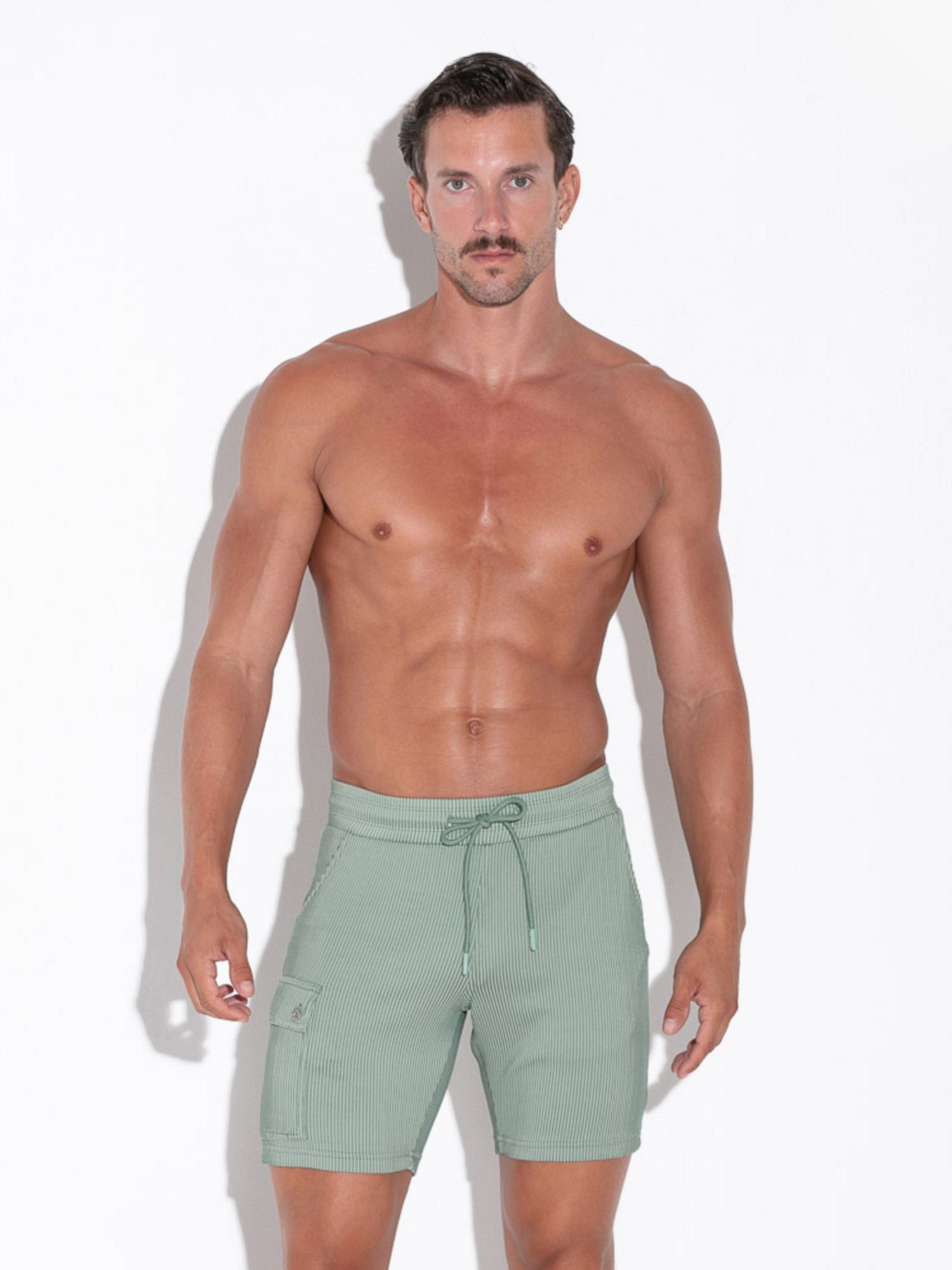 CODE 22 REFLEX SHORT - 9744 Gymshort, kurze Sporthose Code 22 Kleidung & Accessoires:Herren:Herrenmode:Fitnessmode:Kurze Sporthosen nudosz.myshopify.com