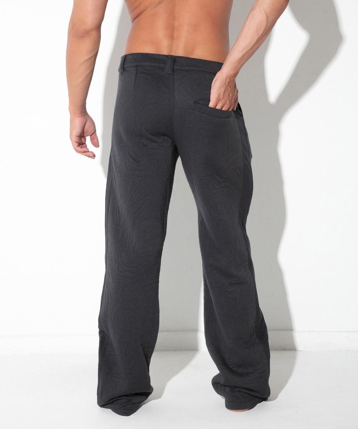 Gesteppte Hose mit Druckknopf-Details 9787 - Code 22 - Shop Deutschland Noodosz