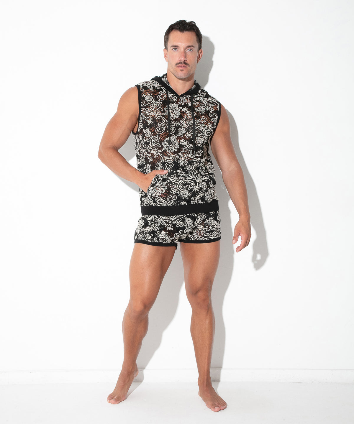 CONTRAST CORDED LACE SLEEVELESS 9843, Hoodie aus feiner Spitze - Code 22 - Shop Deutschland Noodosz