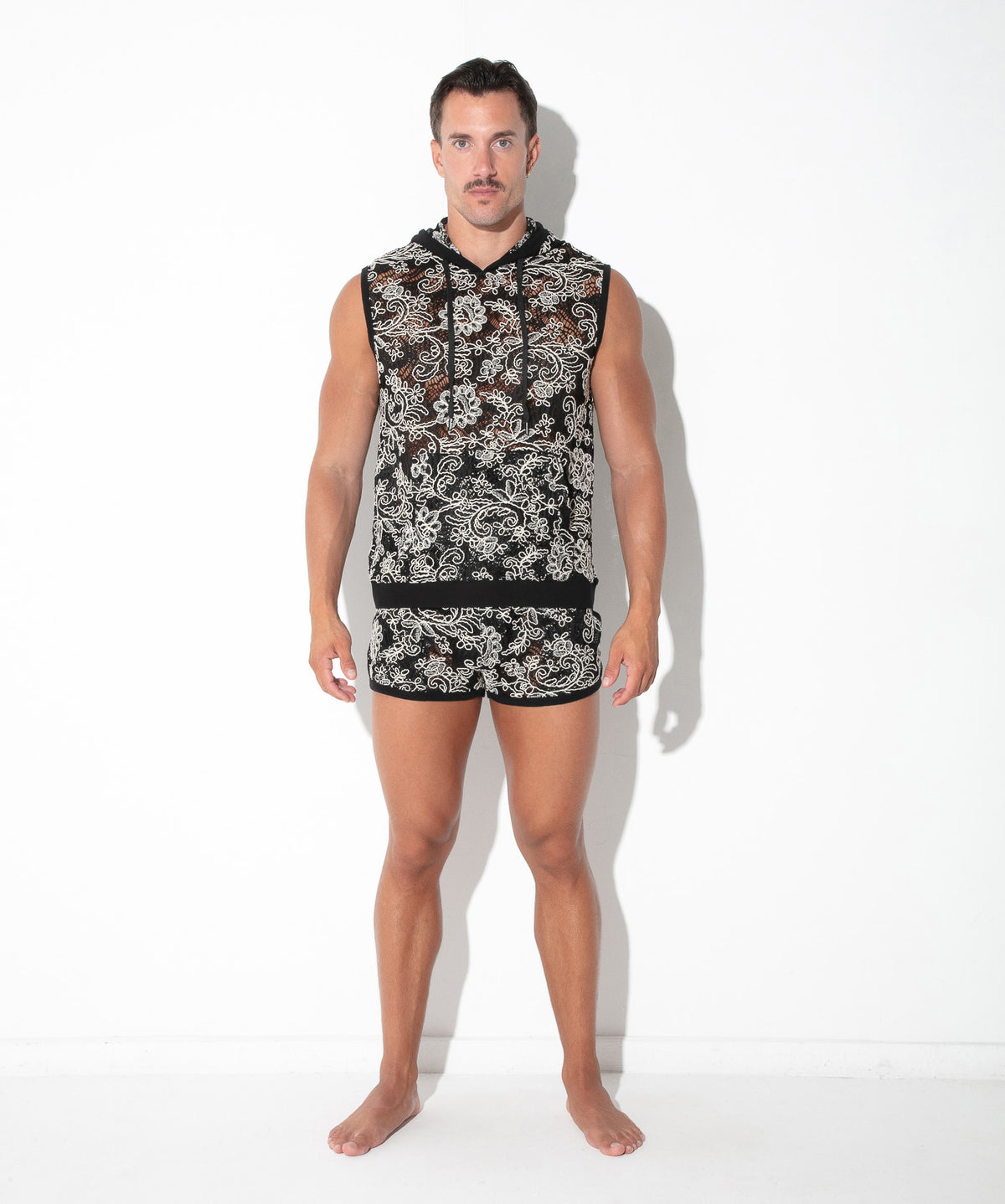 CONTRAST CORDED LACE SLEEVELESS 9843, Hoodie aus feiner Spitze - Code 22 - Shop Deutschland Noodosz