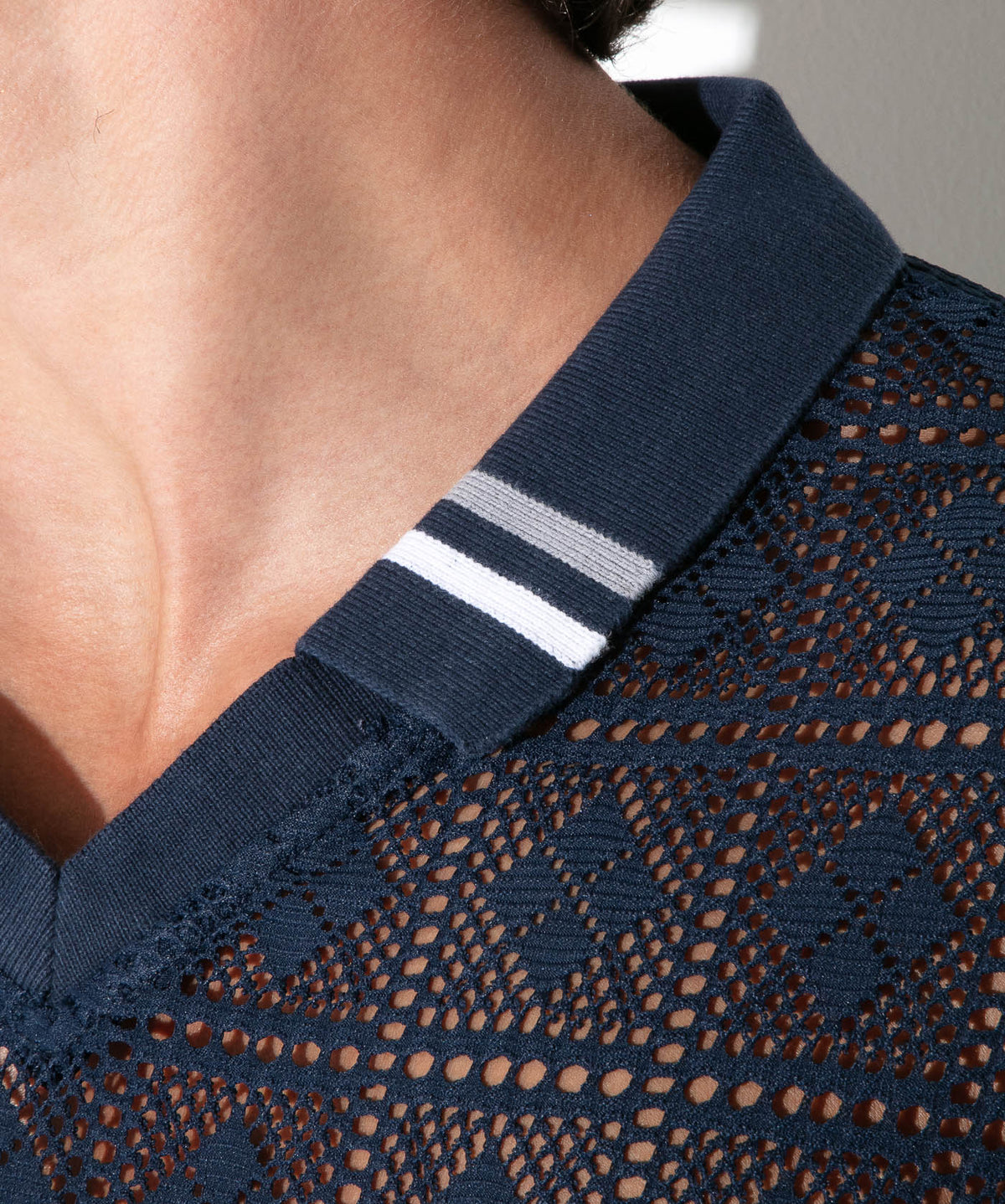 Spitzen-Poloshirt mit Grafikmuster 9847 – Navy