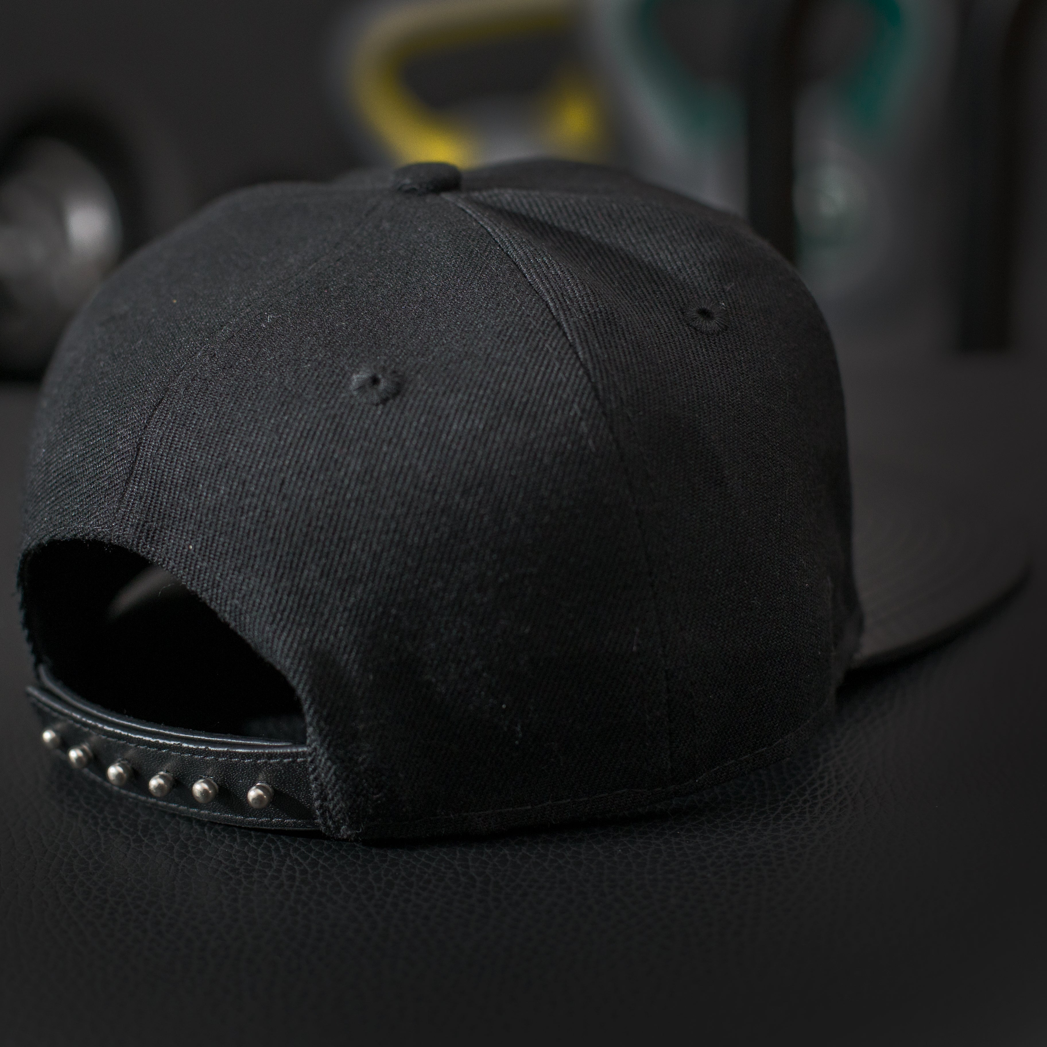 Leathersnap Cap - Black &amp; Black