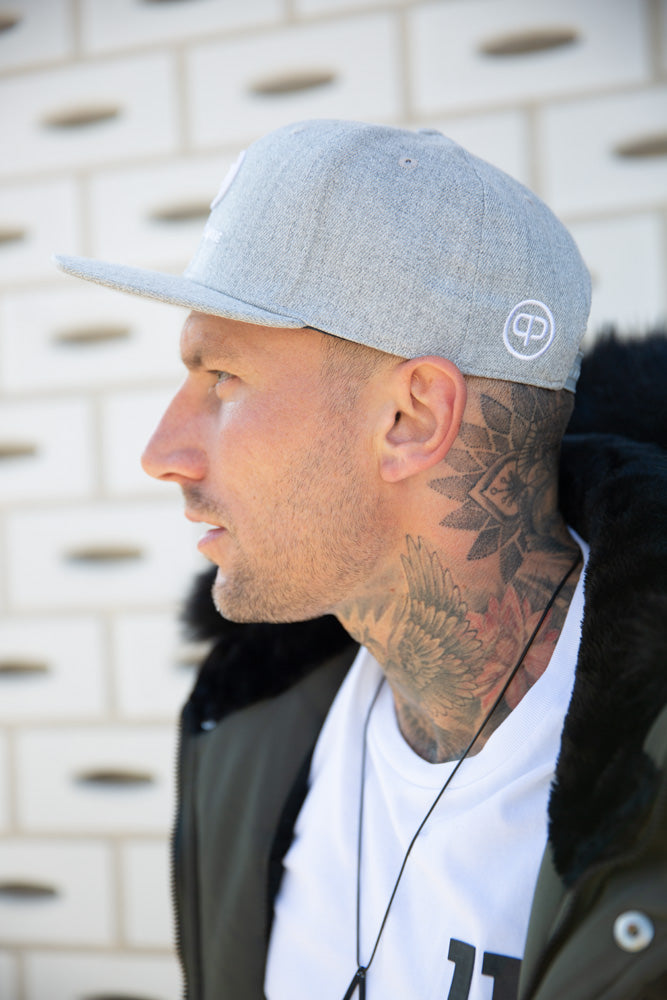 Snapback Cap - Grey & White