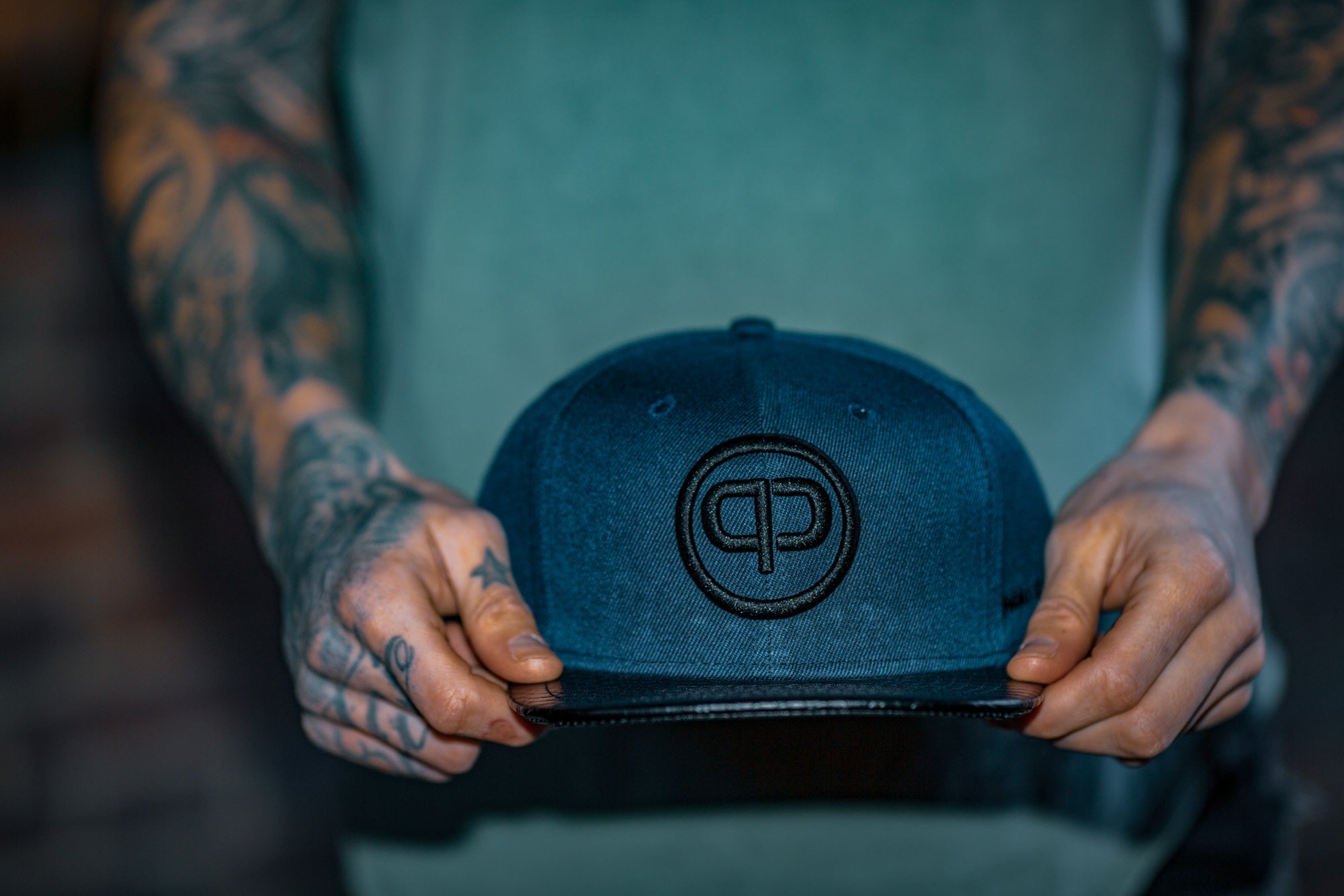 Leathersnap Cap - Navy Blue &amp; Black