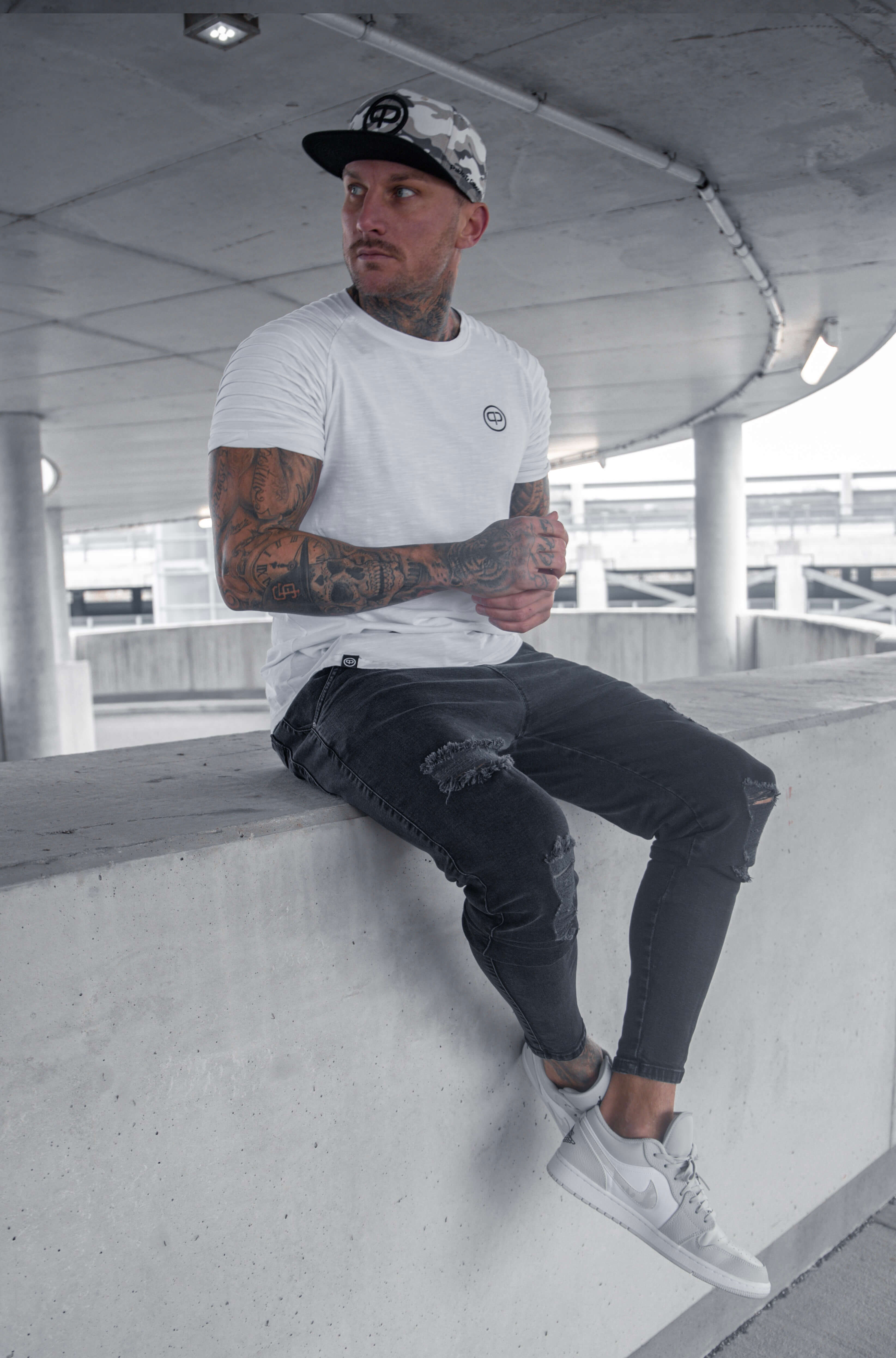 Snapback Cap - Desert Camo &amp; Black