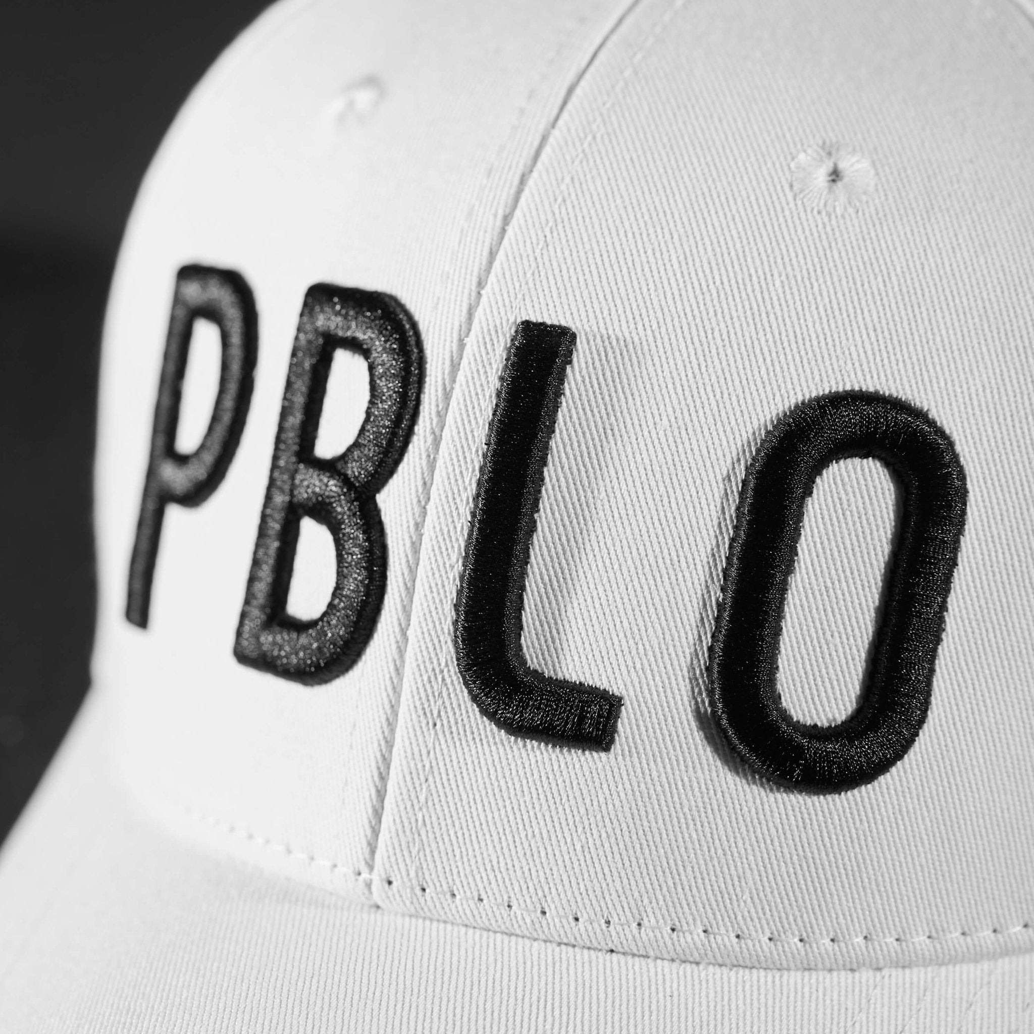 Basecap - White & Black - Pablo & Capone - Shop Deutschland Noodosz