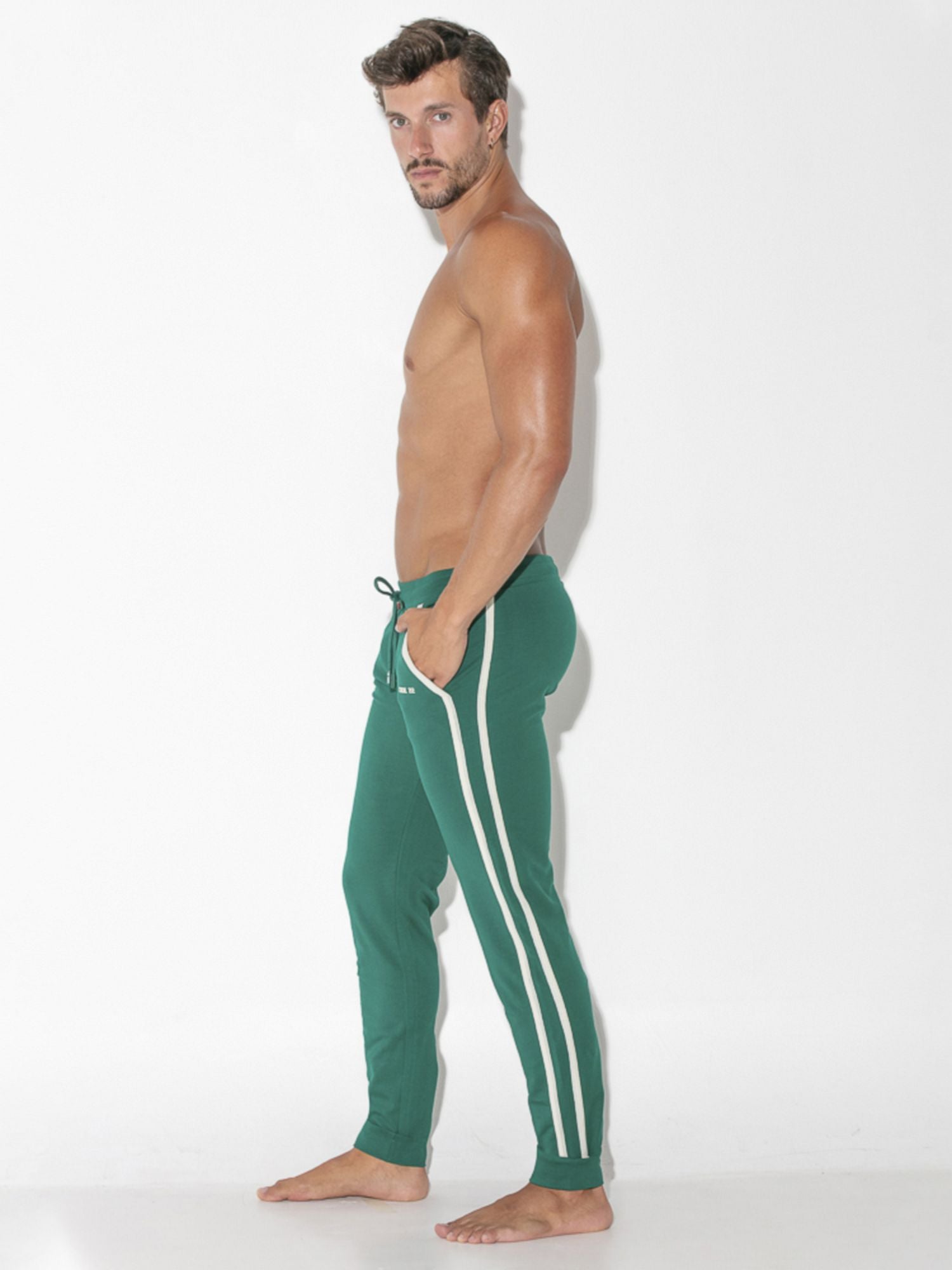 CODE 22 FOCUS - Sporthose 9816, Jogginghose - noodosz CODE 22 FOCUS - Sporthose 9816, Jogginghose Code 22 Kleidung & Accessoires:Herren:Herrenmode:Fitnessmode:Lange Sporthosen nudosz.myshopify.com