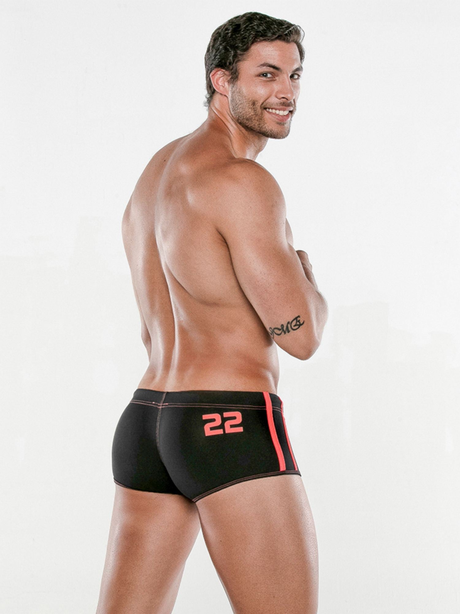 CODE 22 MEDLEY 23132 - Badehose mit Push-Up Einlage - noodosz