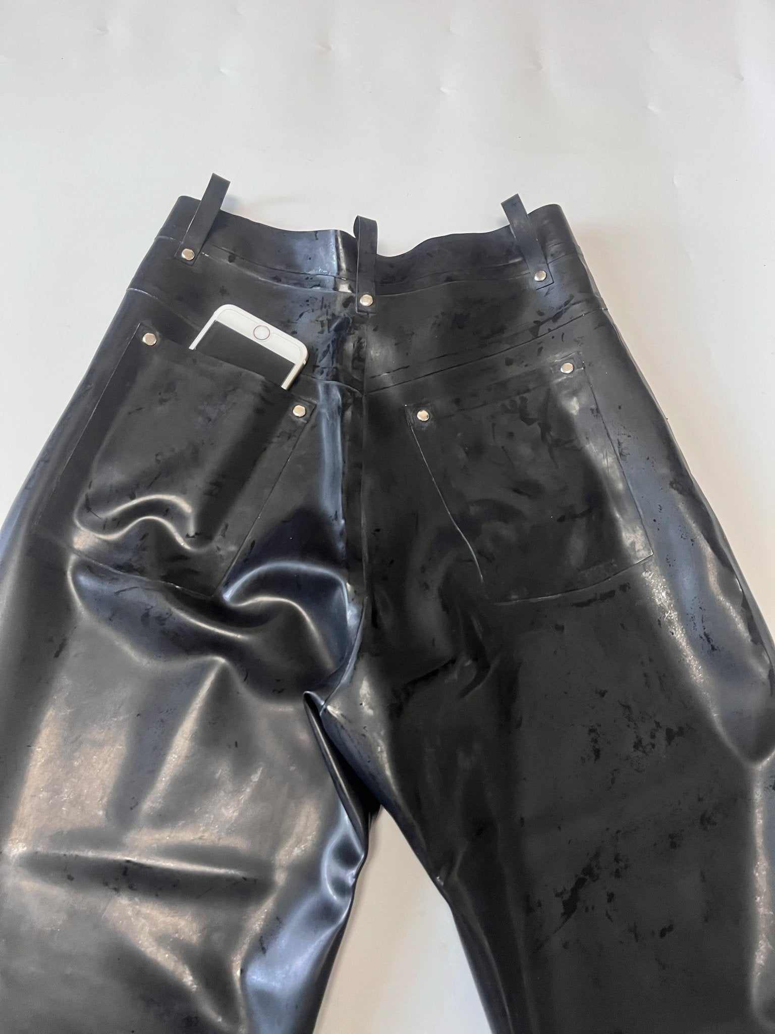 Herren Latex Jeans aus Gummi mit Front - Reißverschluss & vier Taschen - noodosz - FlowNight - 