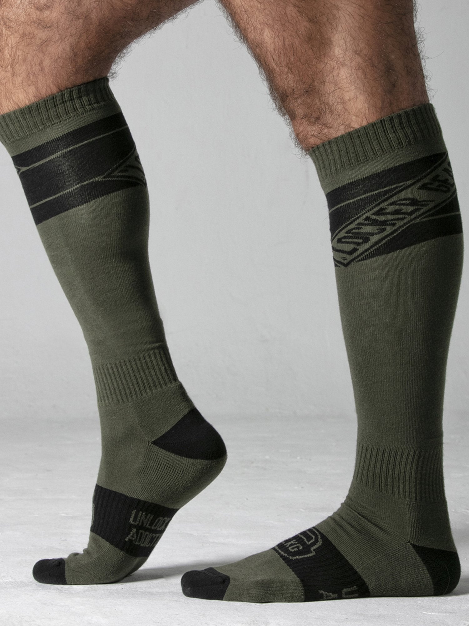 LOCKER GEAR KNEE HIGH SOCKS - LK1101 - noodosz - Locker Gear - Unterwäsche & Socken LOCKER GEAR KNEE HIGH SOCKS - LK1101 Locker Gear Unterwäsche & Socken nudosz.myshopify.com