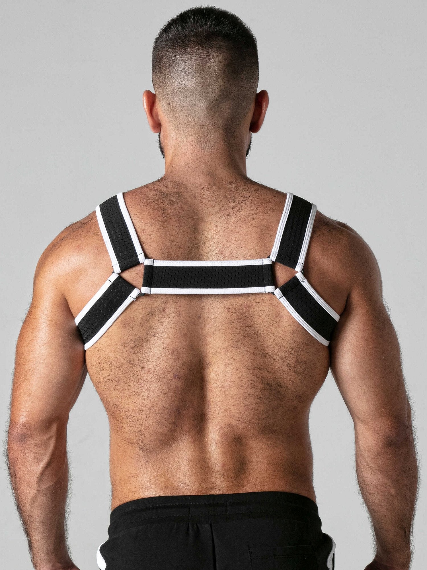 LOCKER GEAR MESH HARNESS Brustgeschirr Fetish Riemen - LK0743 - noodosz - Locker Gear - Kleidung & Accessoires:Herren:Herrenmode:Shirts & Hemden:T-Shirts