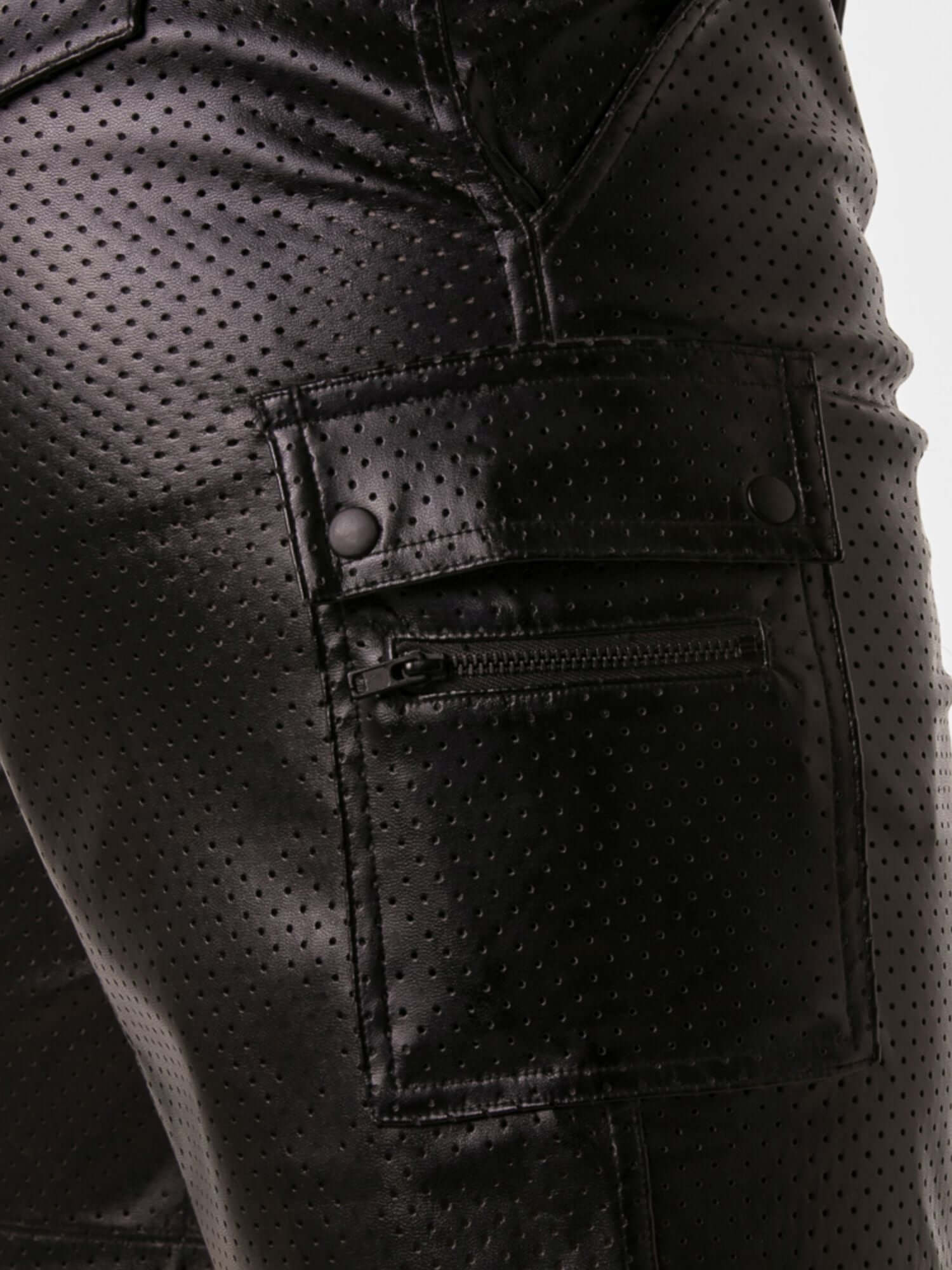 LOCKER GEAR PUNCH HOLE CARGO SHORT - LK0977 - Locker Gear - Shop Deutschland Noodosz