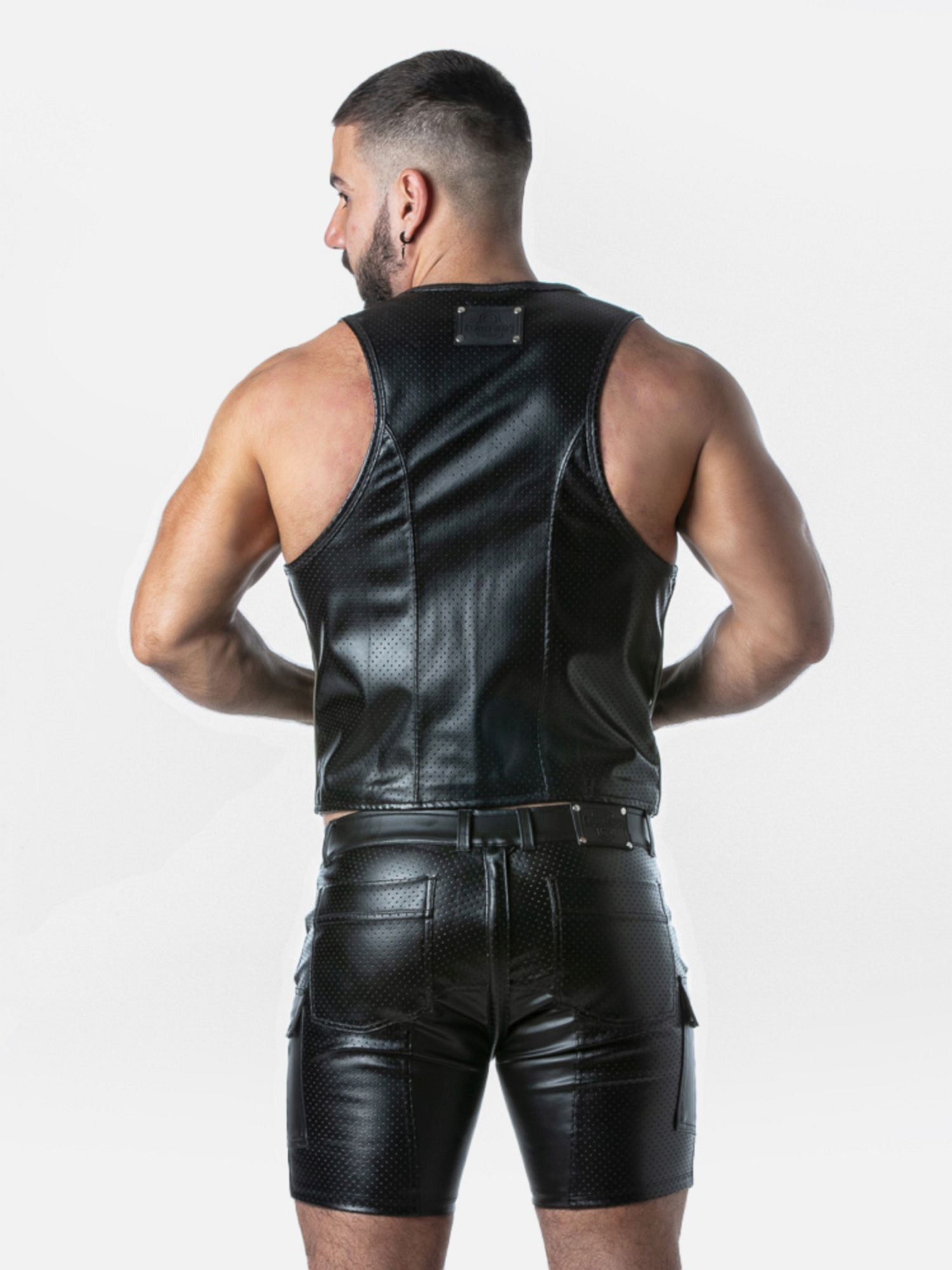 LOCKER GEAR PUNCH HOLE LEATHERETTE LK1057, vegane Lederweste - Locker Gear - Shop Deutschland Noodosz
