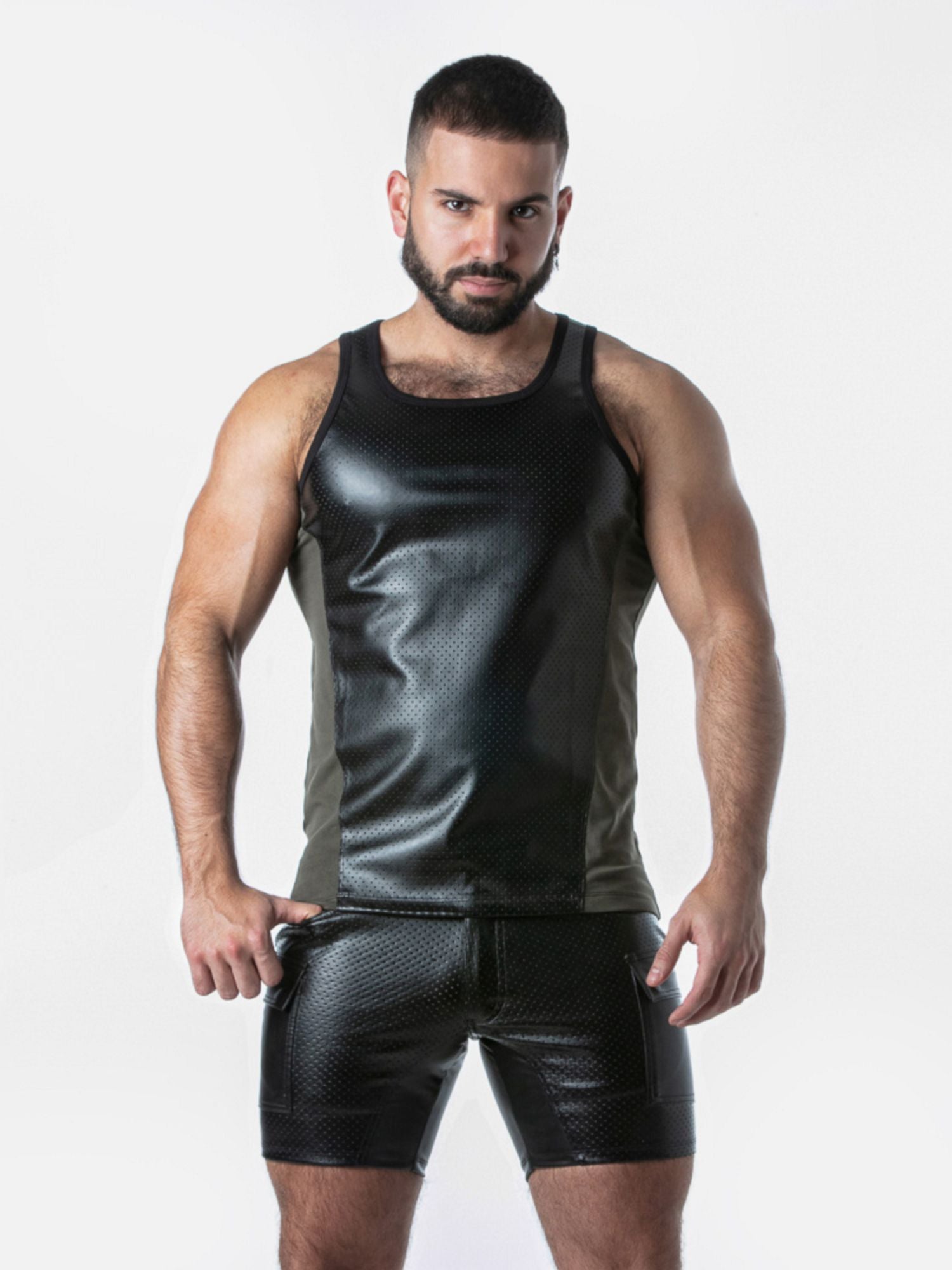 LOCKER GEAR PUNCH HOLE TANK TOP LK1059, Kunstleder Top - noodosz - Locker Gear - Kleidung & Accessoires:Herren:Herrenmode:Shirts & Hemden:T-Shirts