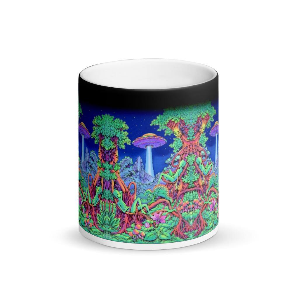 Trippy Alien Invasion Mat, Black Magic Mug