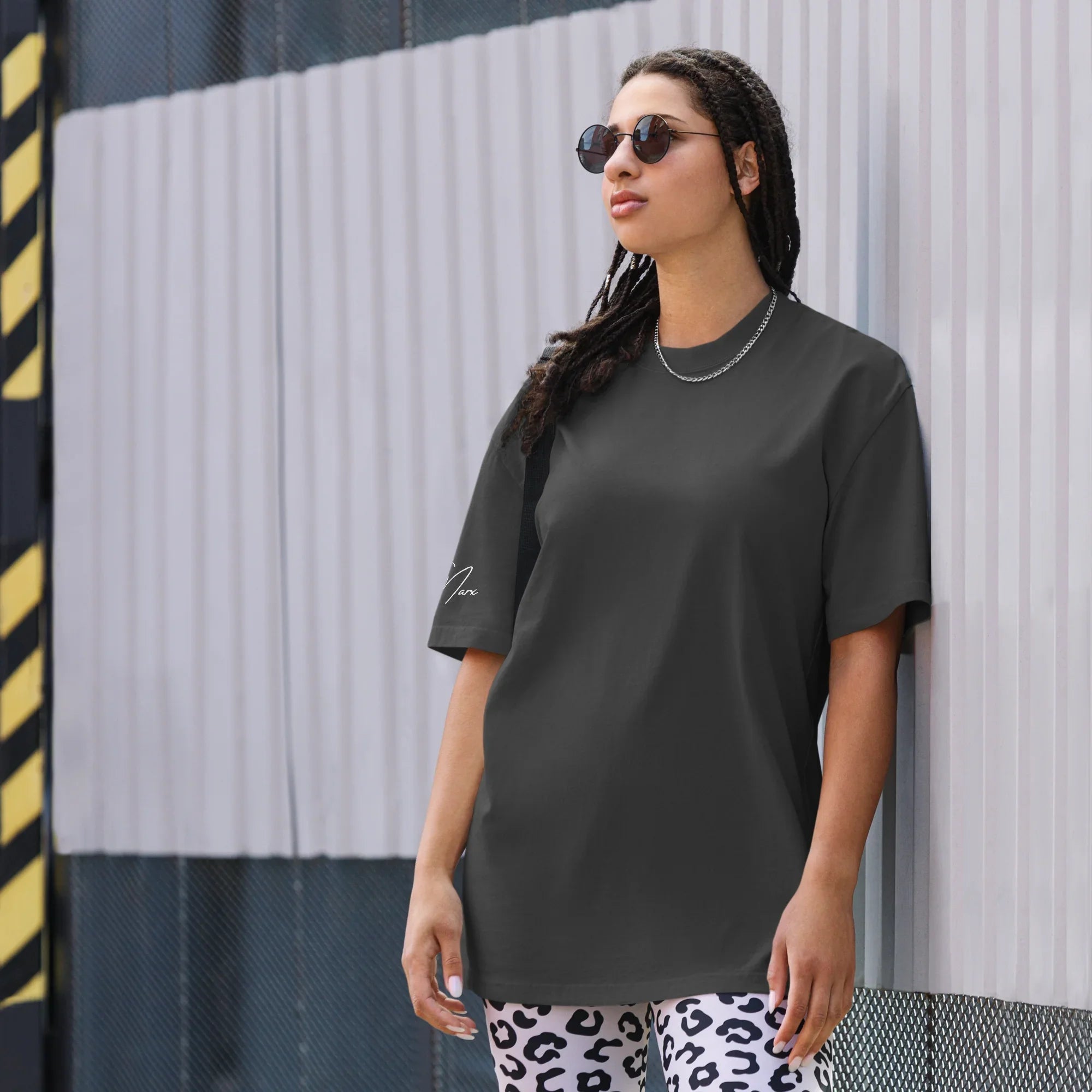 Oversized T-Shirt "Spray Peace", backprint - flyliving - Shop Deutschland Noodosz
