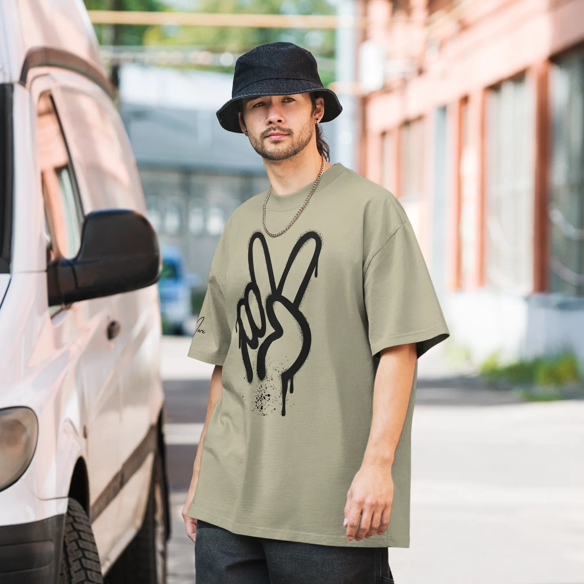 Oversized T-Shirt "Spray Peace" - flyliving - Shop Deutschland Noodosz