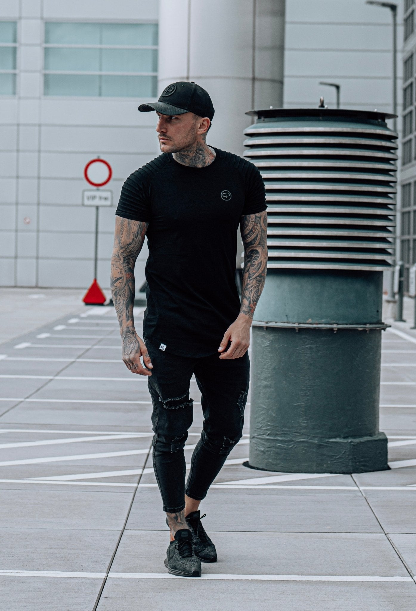 Shirt - All Black - Pablo & Capone - Shop Deutschland Noodosz