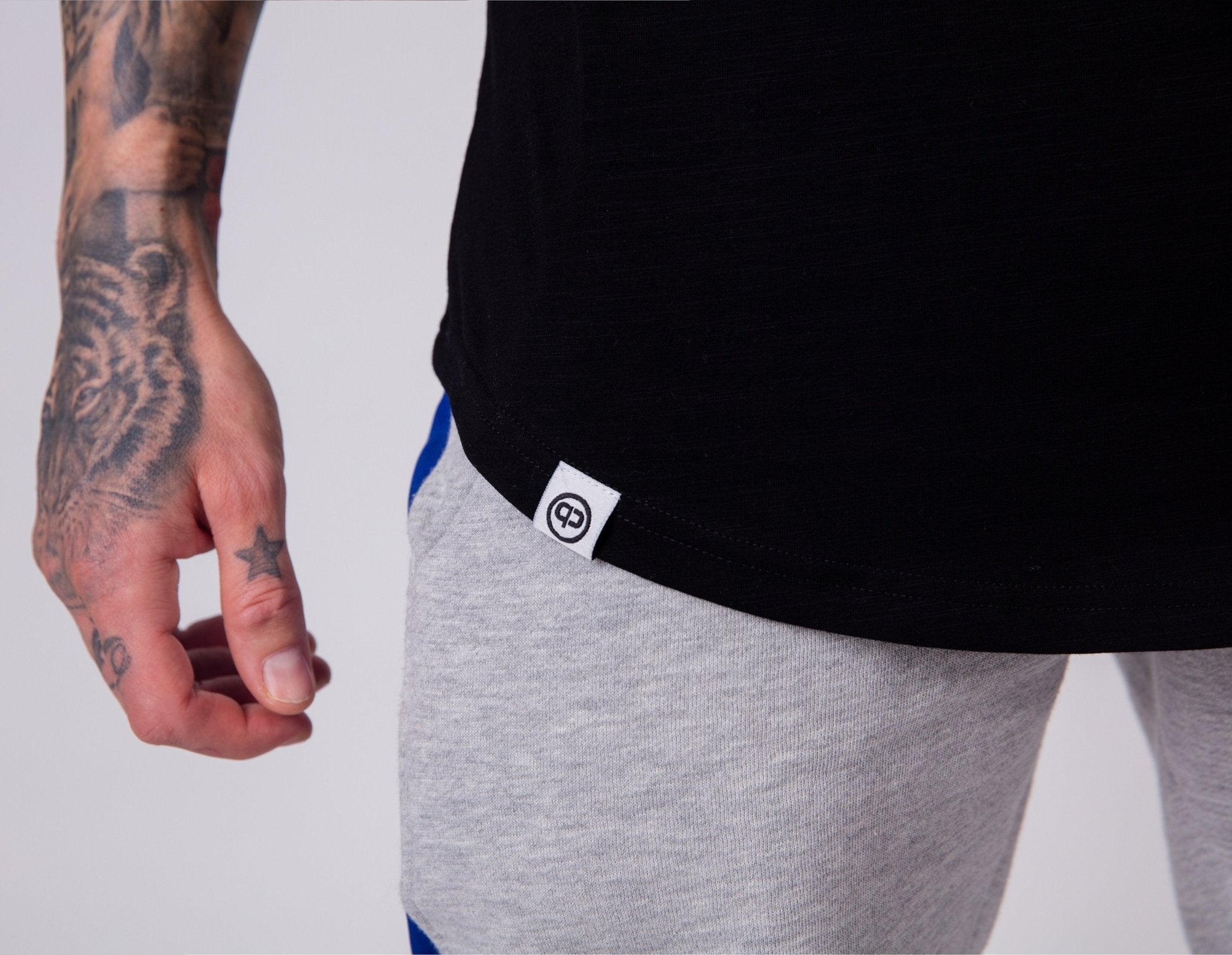 Shirt - All Black - Pablo & Capone - Shop Deutschland Noodosz