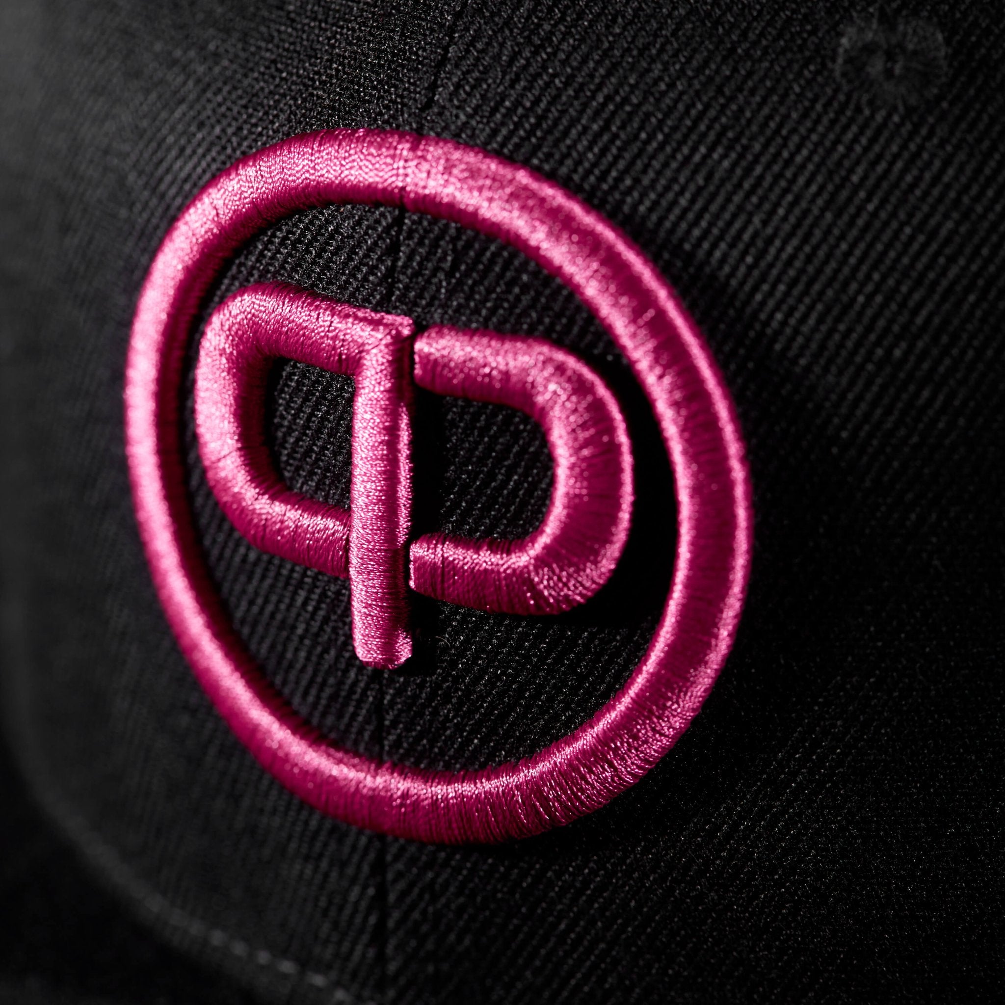 Snapback Cap - Black & Pink - Pablo & Capone - Shop Deutschland Noodosz
