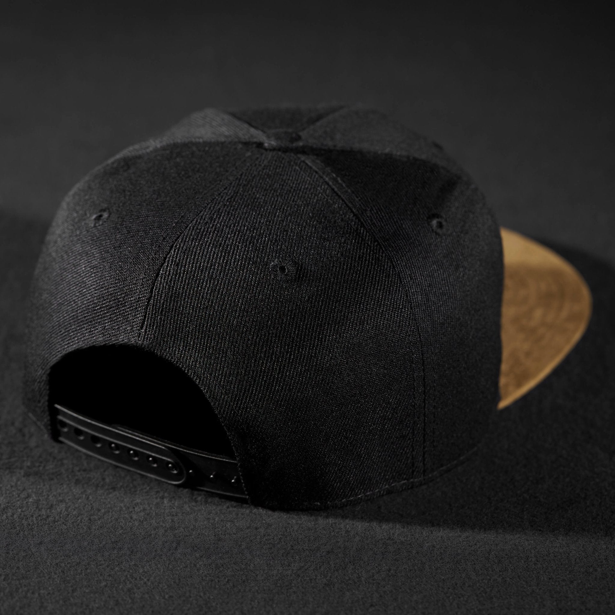 Snapback Cap - Black & Suede - Pablo & Capone - Shop Deutschland Noodosz