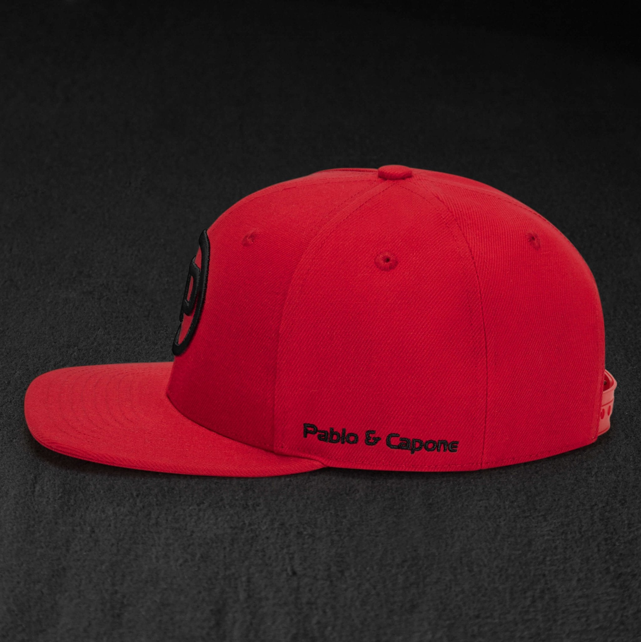 Snapback Cap - Red & Black - Pablo & Capone - Shop Deutschland Noodosz