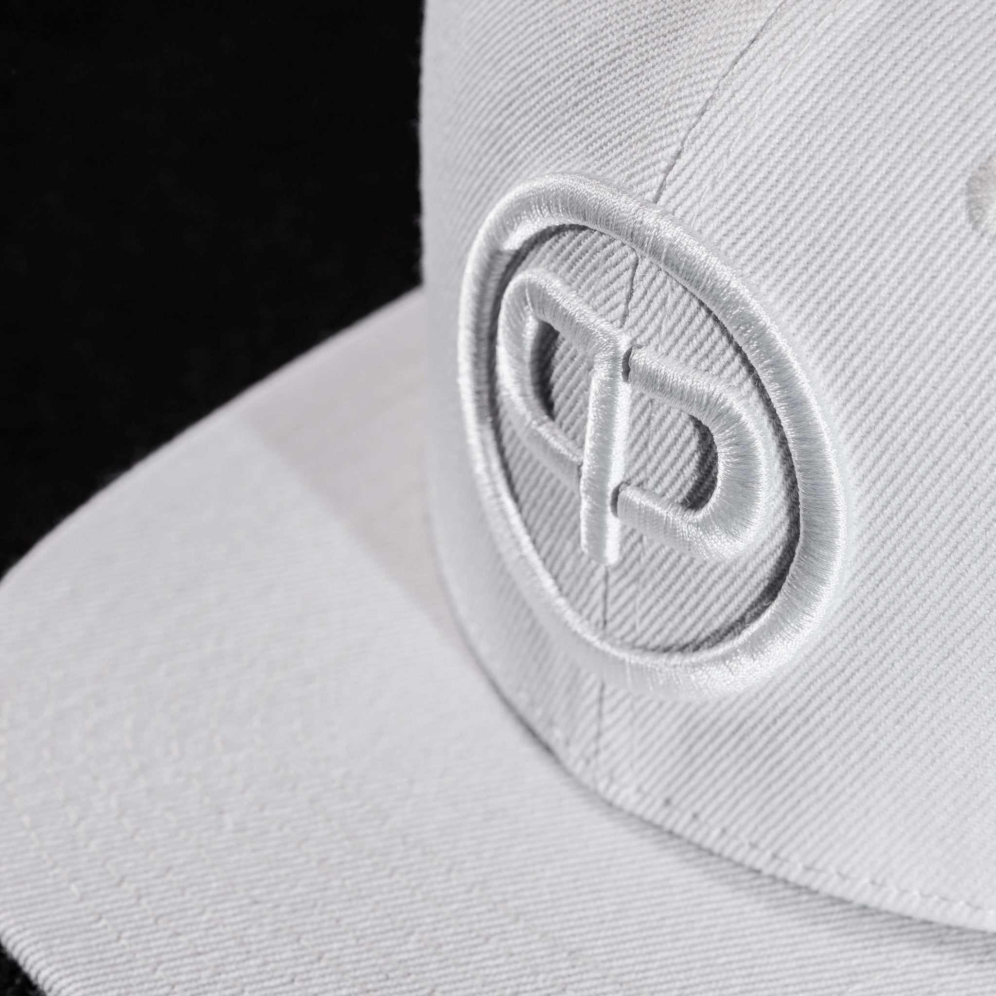 Snapback Cap - White & White - Pablo & Capone - Shop Deutschland Noodosz