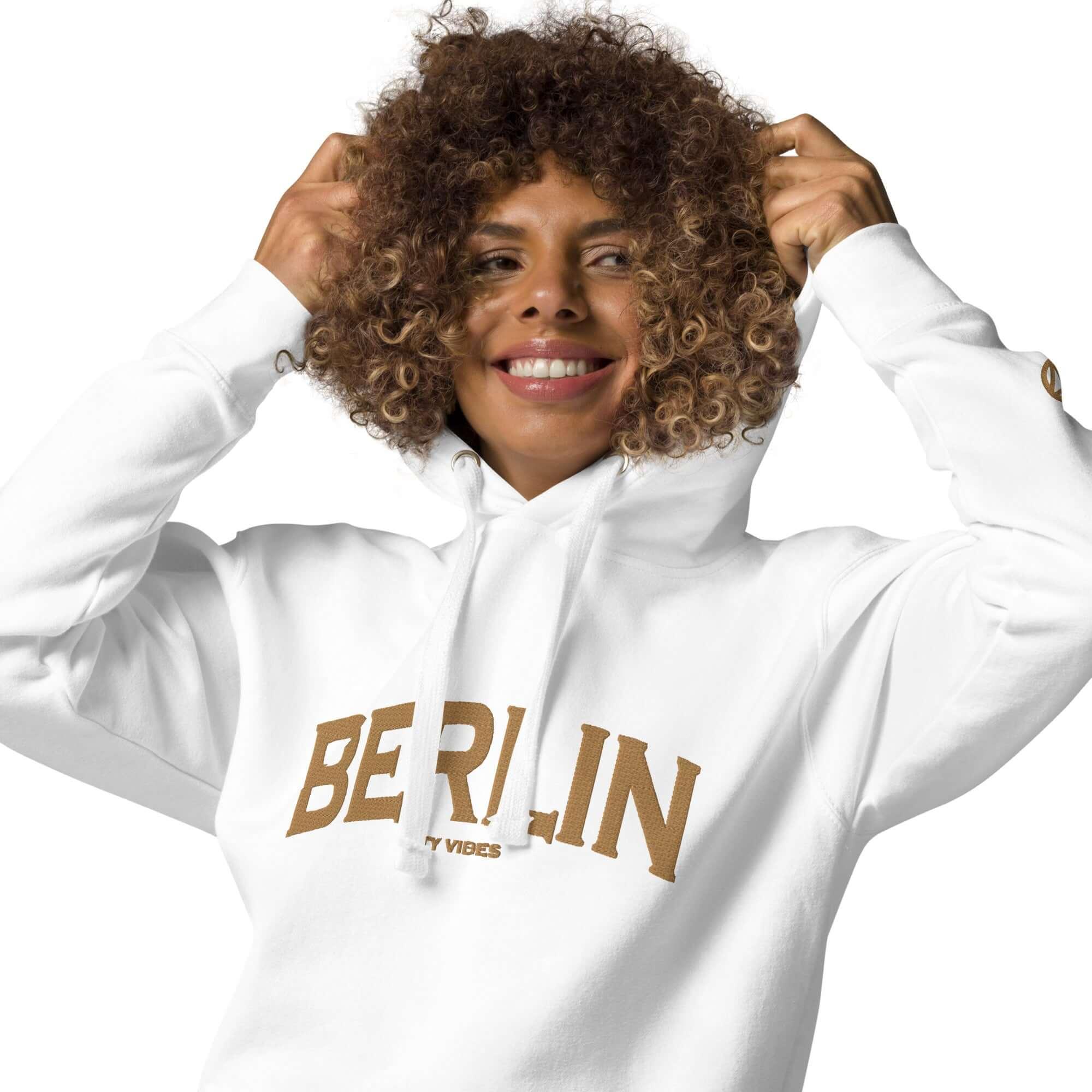 TOV Hoodie City | BERLIN (Weiß/Gold) * Unisex - Time Of Vibes - Shop Deutschland Noodosz